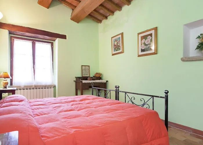 In With Pool & Apecchio